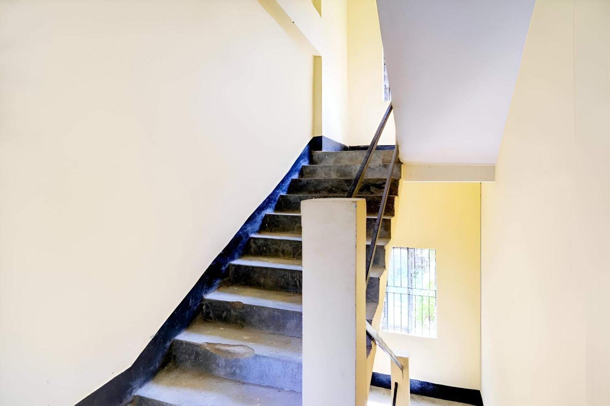 Capital Heritage Homestay グワーハーティー エクステリア 写真